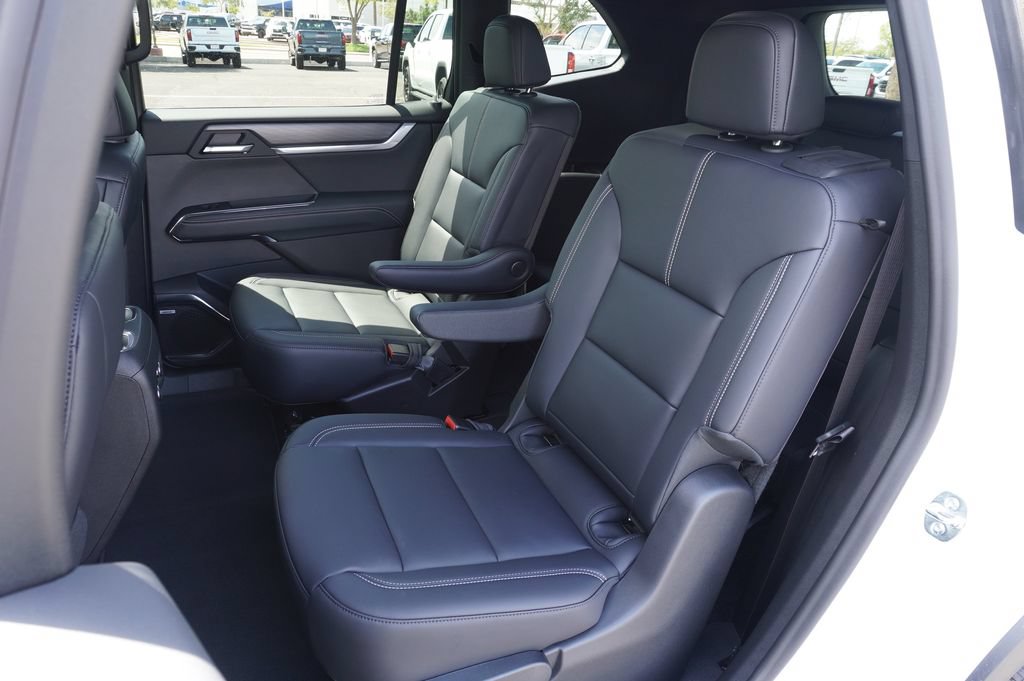 New 2027 GMC Acadia Elevation w/ Super Cruise Package FWD image 11