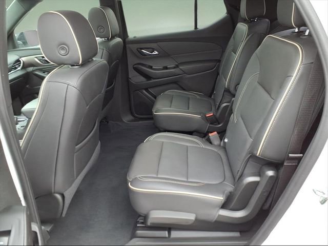 Used 2023 Chevrolet Traverse Premier w/ Redline Edition image 13