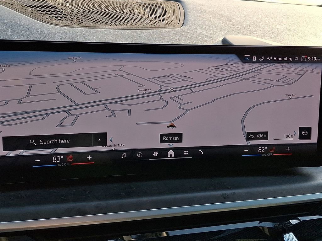 Used 2024 BMW X5 xDrive40i w/ Premium Package image 13