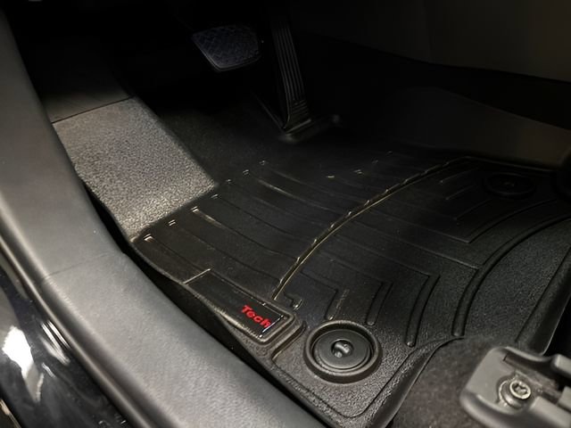 Used 2019 Toyota RAV4 Limited image 32