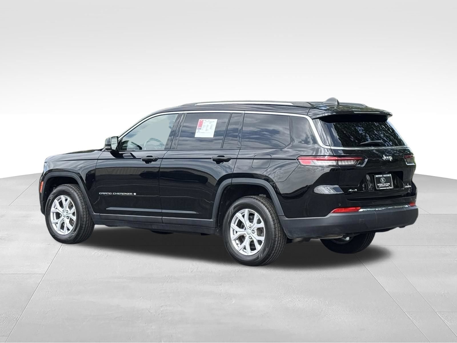 Used 2021 Jeep Grand Cherokee L Limited AWD/4WD image 7
