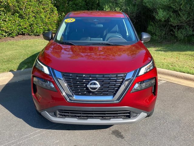 Used 2023 Nissan Rogue S FWD image 2
