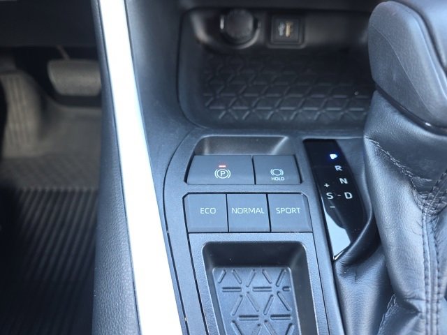 Certified 2023 Toyota RAV4 LE image 20