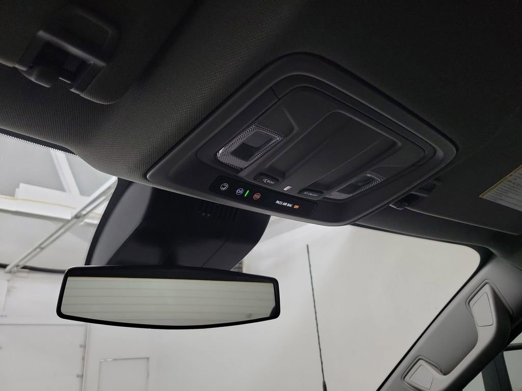 Used 2025 GMC Sierra 3500 SLE w/ SLE Convenience Package image 13