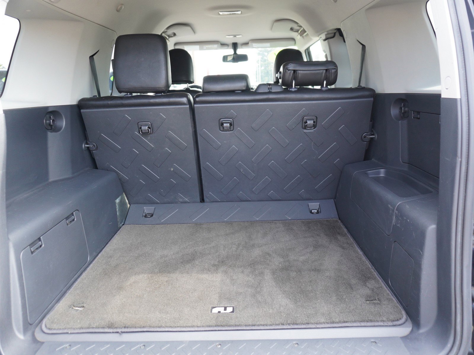 Used 2011 Toyota FJ Cruiser 4WD image 10