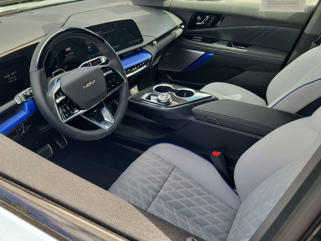 Certified 2026 Cadillac Optiq V AWD/4WD image 10