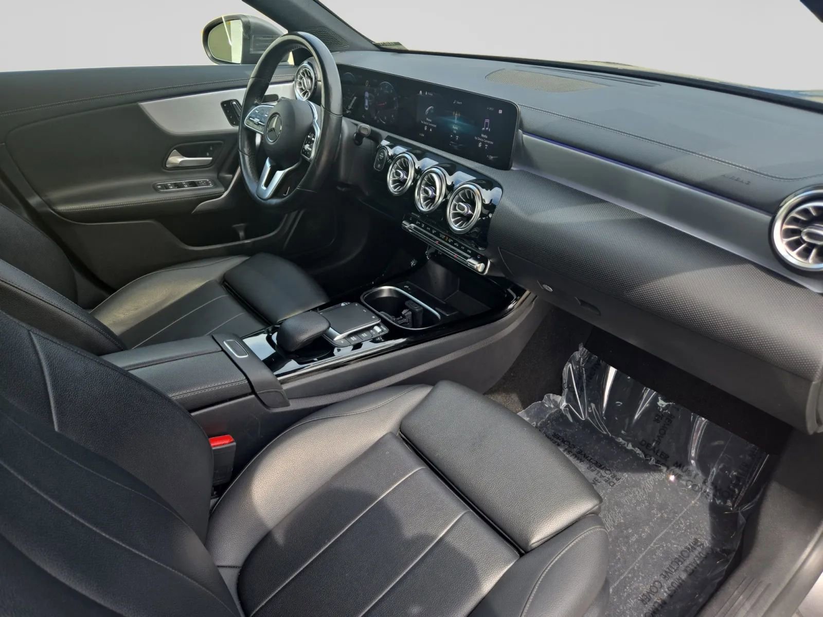 Used 2021 Mercedes-Benz CLA 250 4MATIC image 37