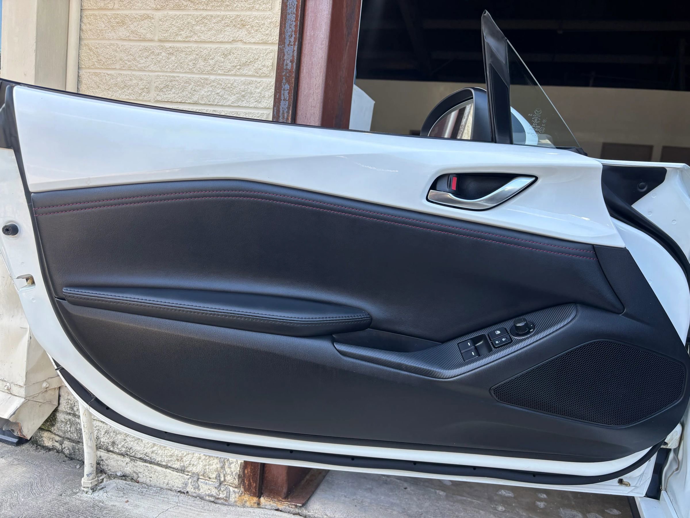 Used 2017 MAZDA MX-5 Miata Grand Touring image 30