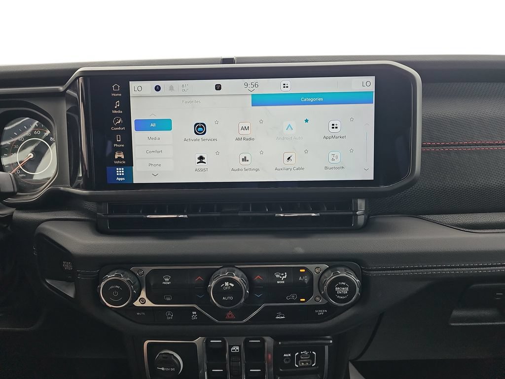 Used 2025 Jeep Wrangler Unlimited Rubicon AWD/4WD image 18