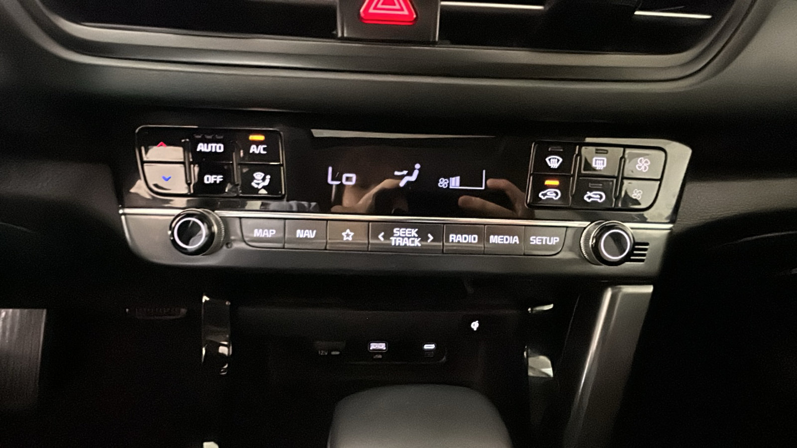 Used 2025 Kia Seltos EX w/ EX Sunroof Package AWD/4WD image 27