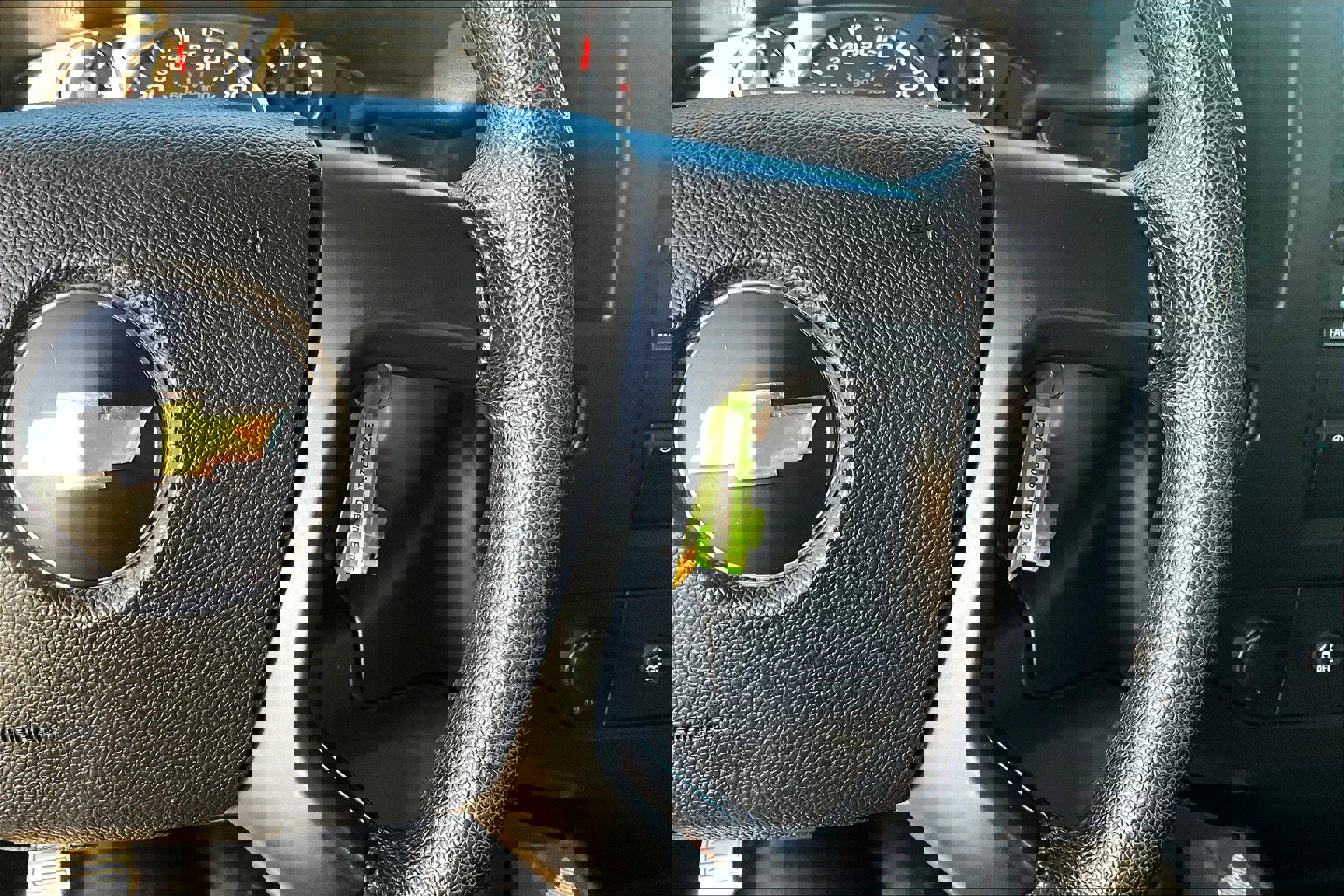 Used 2016 Chevrolet Express 2500 image 18