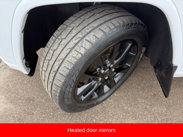Used 2018 Jeep Grand Cherokee Altitude image 16