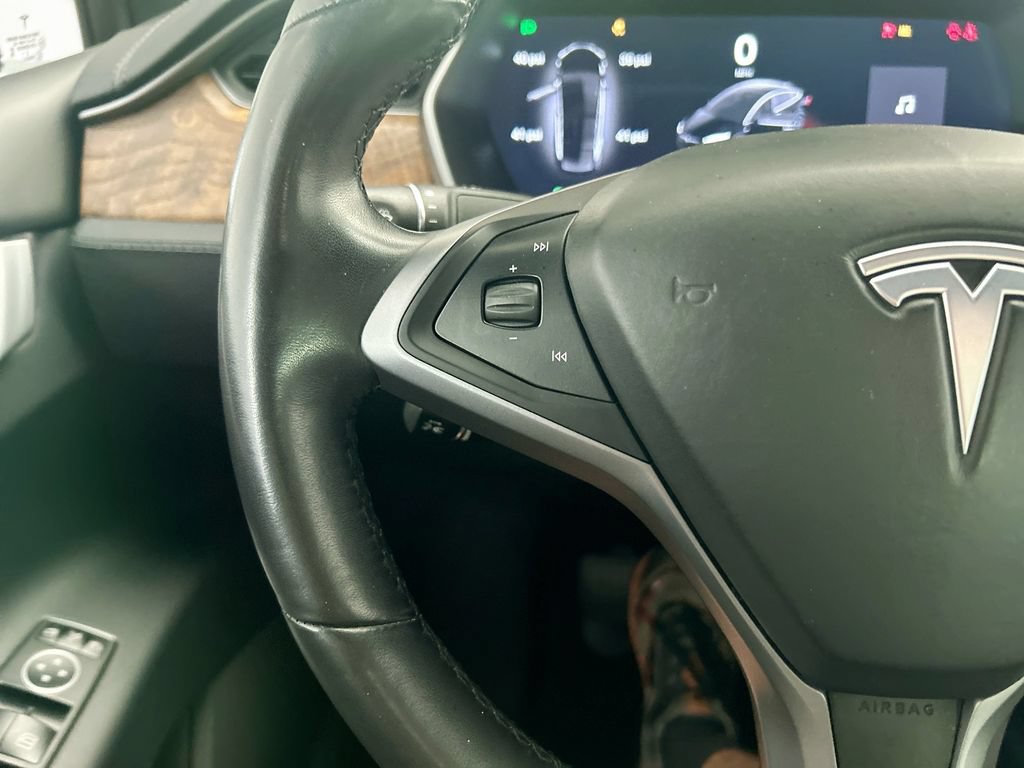 Used 2018 Tesla Model X 100D AWD/4WD image 12