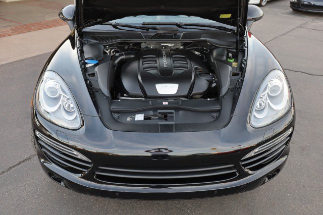 Used 2013 Porsche Cayenne Diesel AWD/4WD image 55