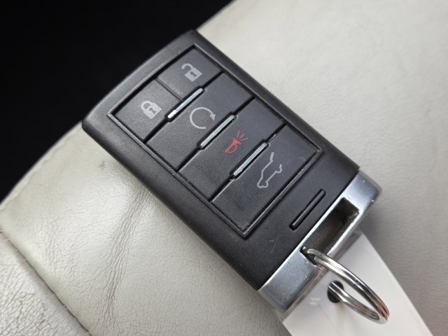 Used 2013 Cadillac SRX Performance w/ Driver Awareness Package image 23