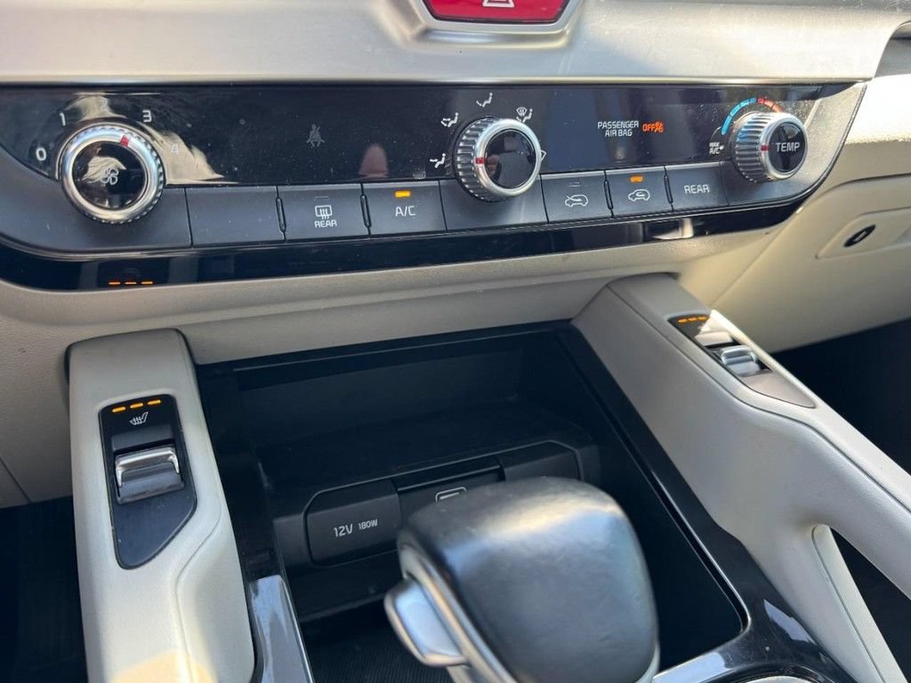 Used 2020 Kia Telluride S w/ S 8 Passenger Seating Package AWD/4WD image 19