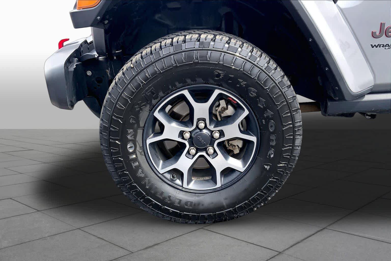 Used 2018 Jeep Wrangler Unlimited Rubicon AWD/4WD image 11