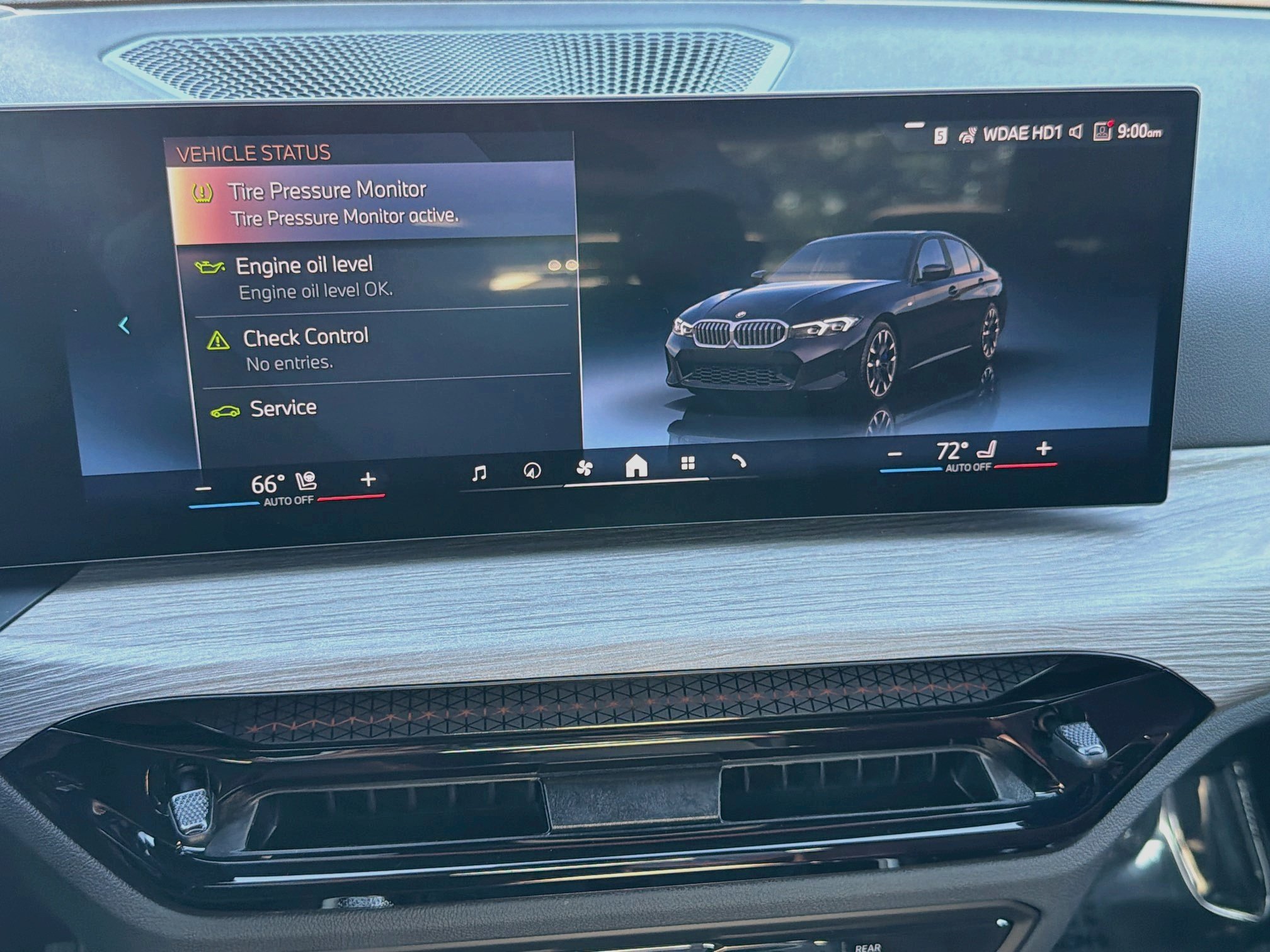 New 2026 BMW 330i xDrive Sedan w/ M Sport Package AWD/4WD image 30