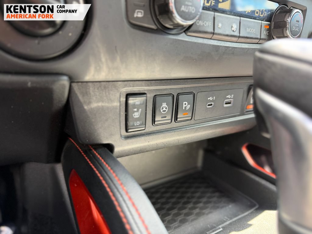 Used 2023 Nissan Frontier 4x4 Crew Cab image 22