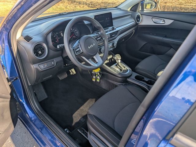 Used 2024 Kia Forte LXS w/ LXS Technology Package image 12