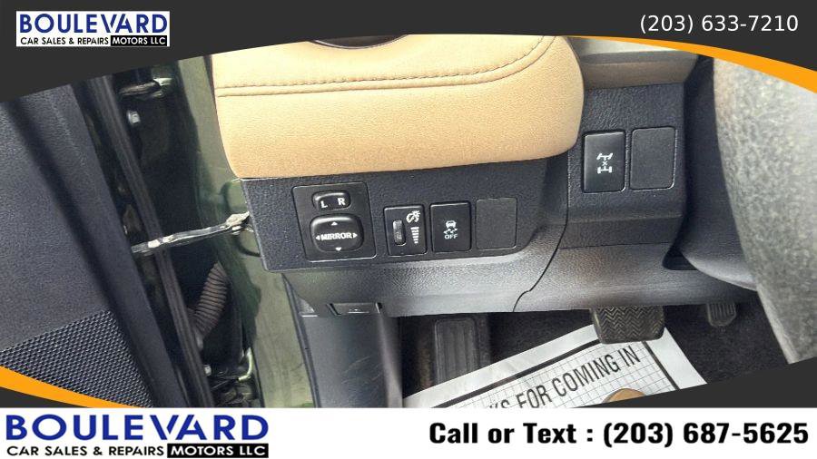 Used 2013 Toyota RAV4 XLE AWD/4WD image 22