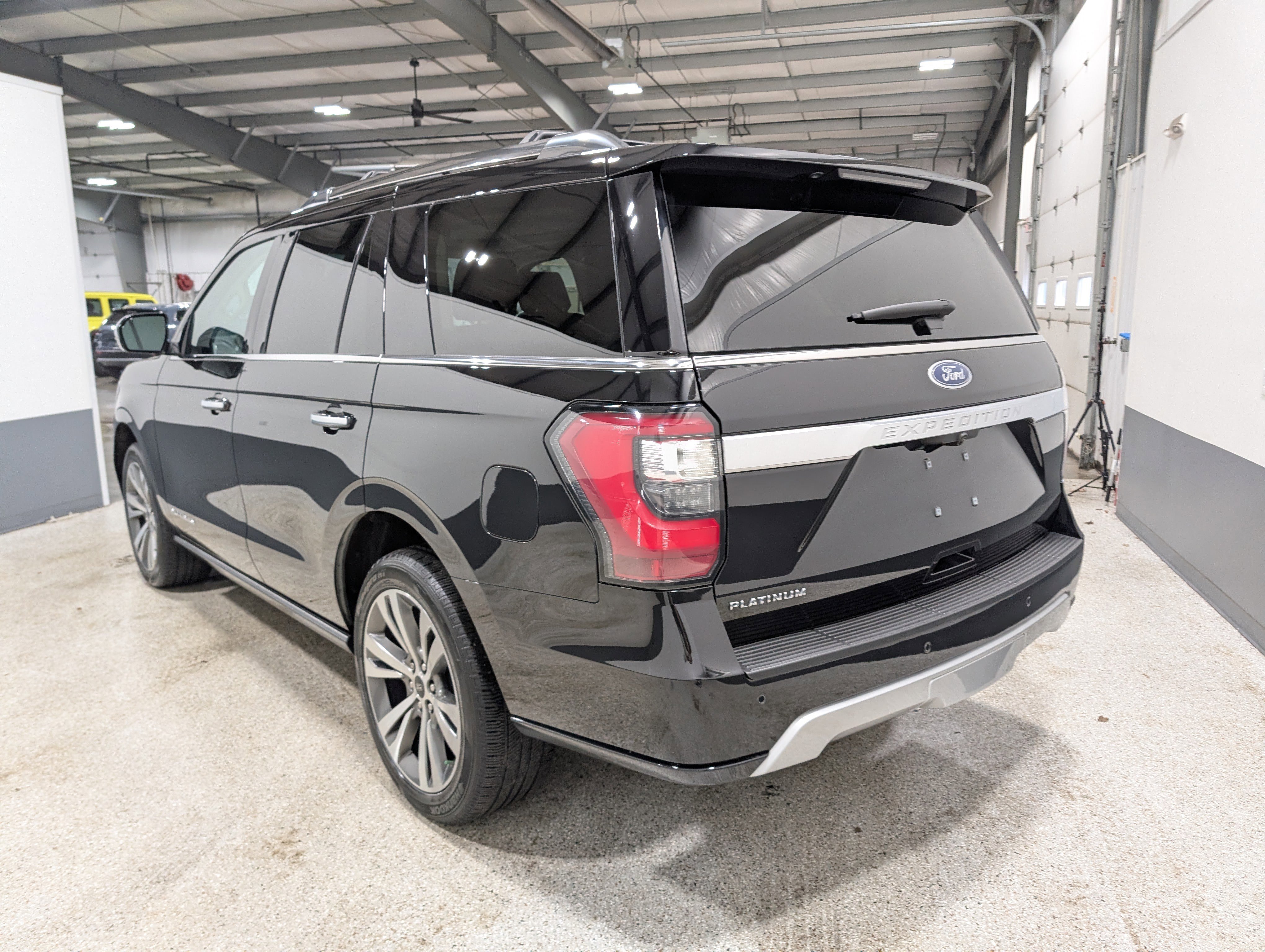 Used 2020 Ford Expedition Platinum image 5