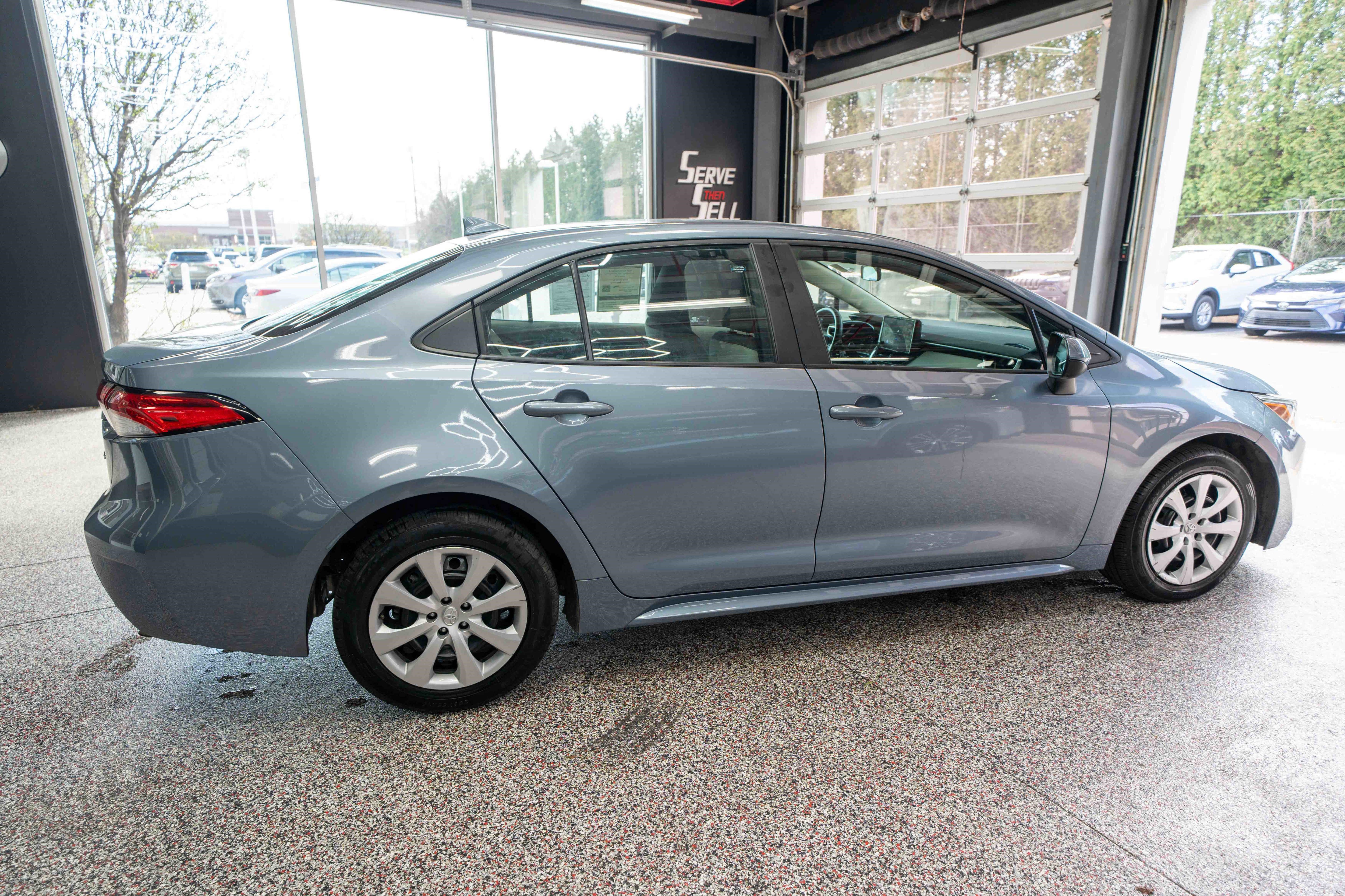 Used 2024 Toyota Corolla LE image 4
