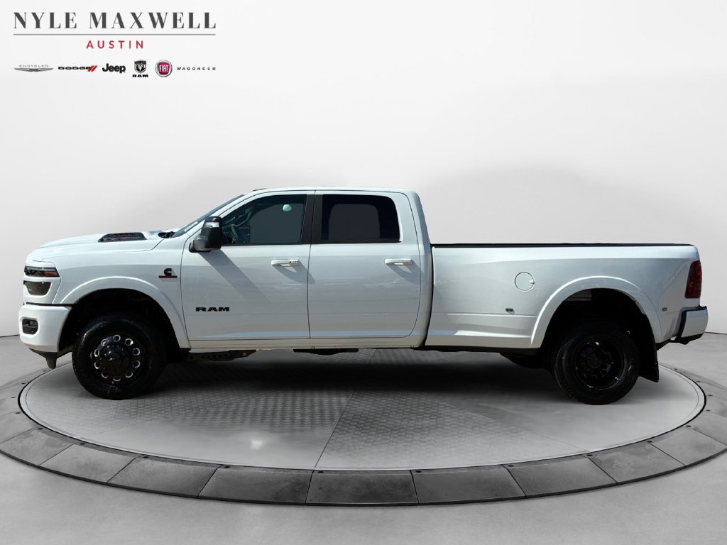 New 2027 RAM 3500 Laramie AWD/4WD image 13