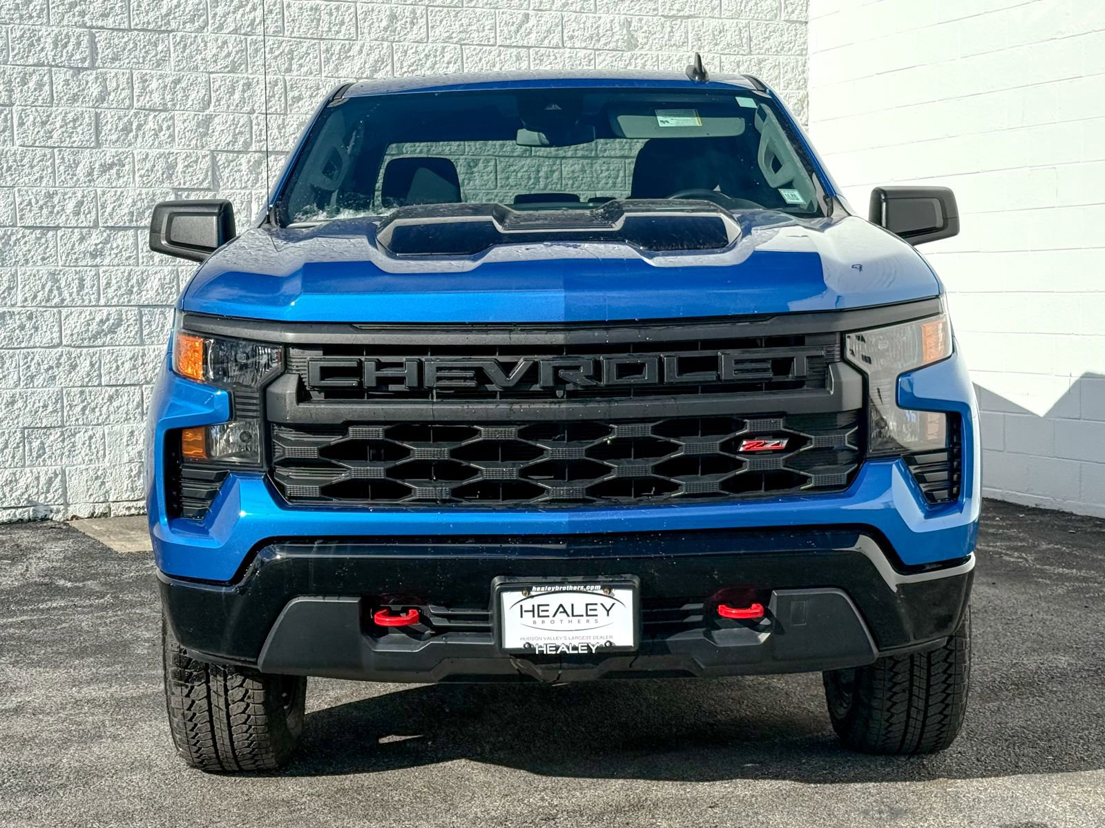 Used 2023 Chevrolet Silverado 1500 Custom Trail Boss image 2