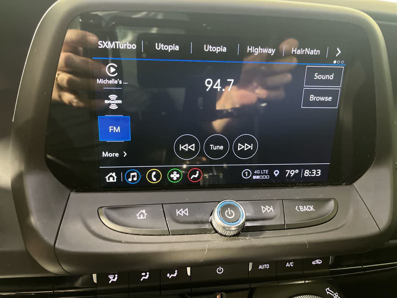 Used 2022 Chevrolet Camaro LT w/ Technology Package RWD image 18