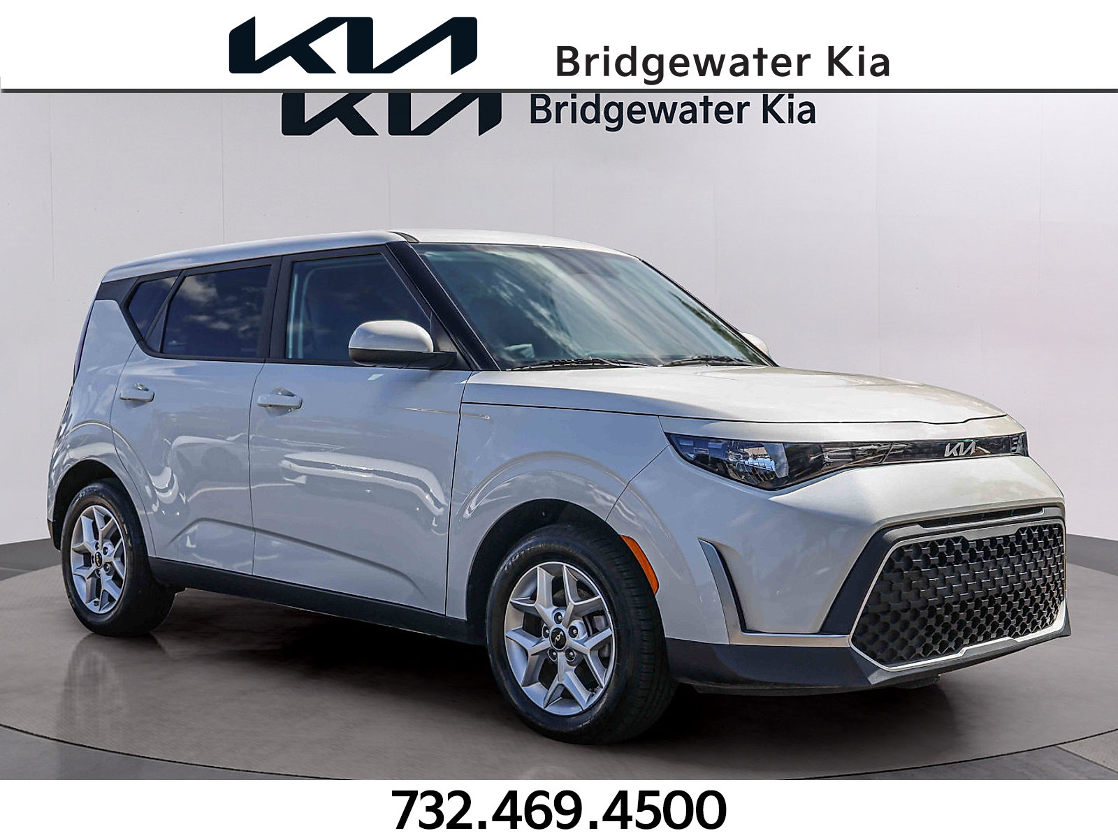 Certified 2025 Kia Soul LX w/ LX Technology Package FWD image 1