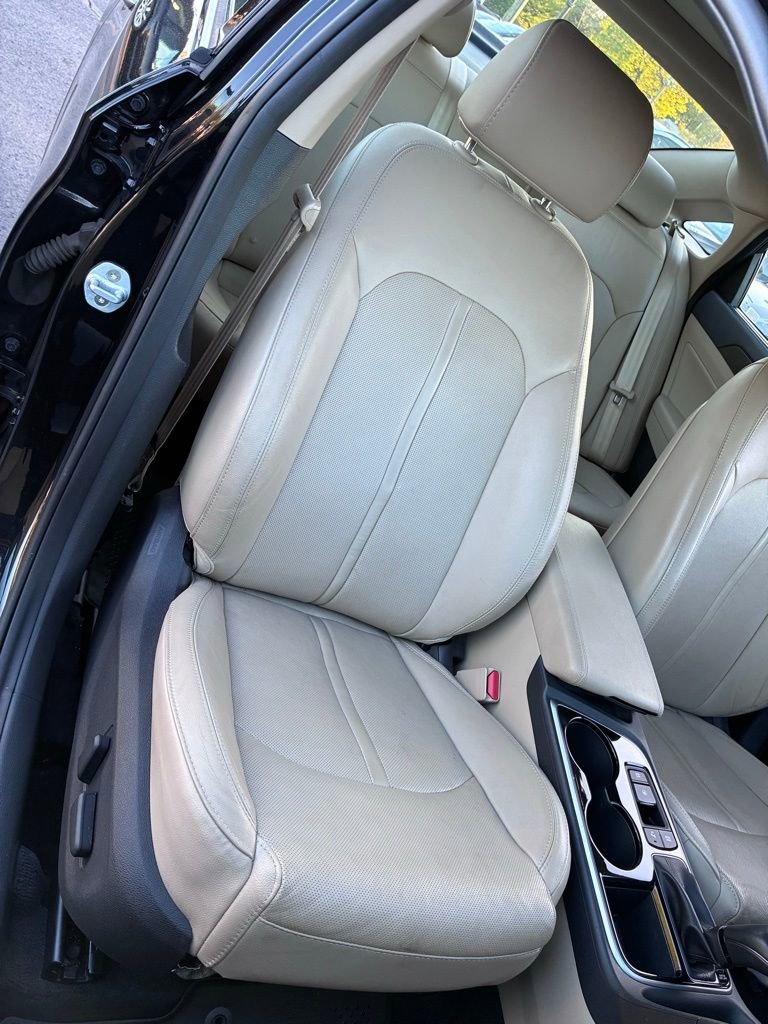 Used 2019 Hyundai Sonata Limited w/ Ultimate Package 04 FWD image 19