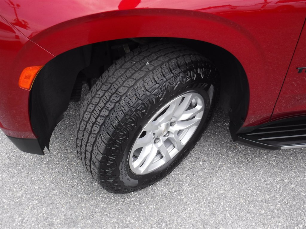 Used 2021 Chevrolet Tahoe LS image 21