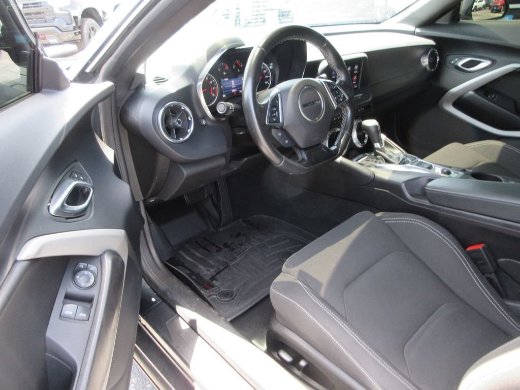 Certified 2023 Chevrolet Camaro LT RWD image 10