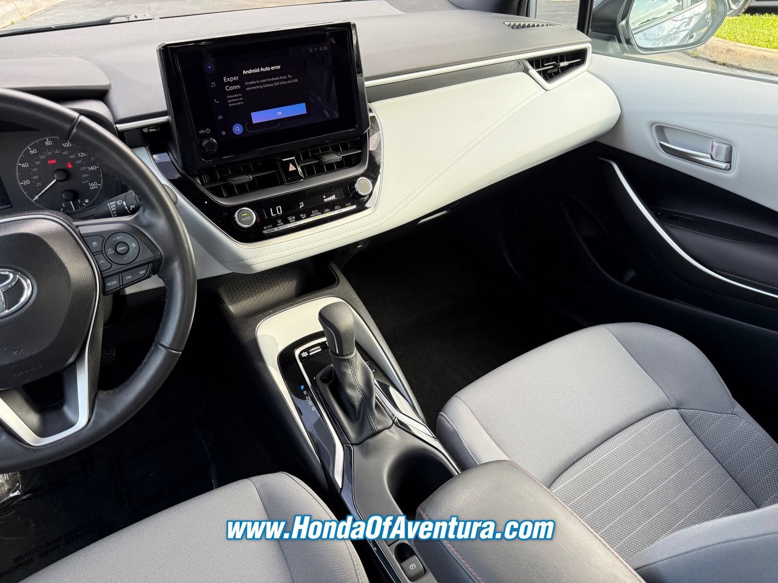 Used 2025 Toyota Corolla SE FWD image 14