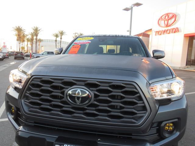 Certified 2022 Toyota Tacoma TRD Off-Road w/ Technology Package image 5