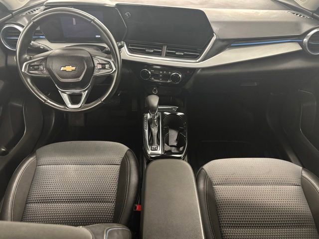 Used 2025 Chevrolet Trax LT w/ Driver Confidence Package FWD image 21