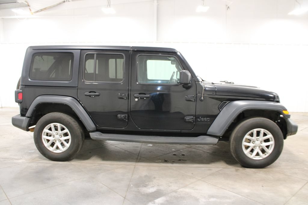 Used 2023 Jeep Wrangler Unlimited Sport AWD/4WD image 11