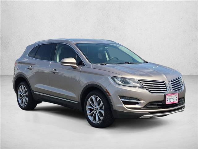 Used 2018 Lincoln MKC Select w/ Select Plus Package FWD image 3
