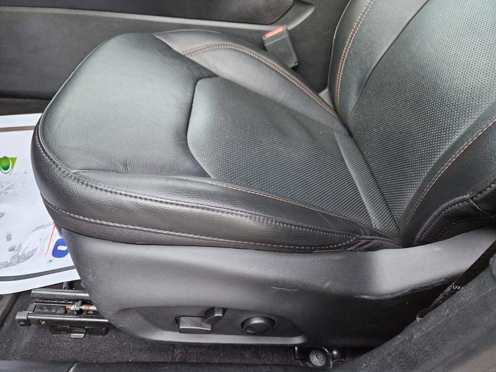 Used 2022 Jeep Compass Limited image 24