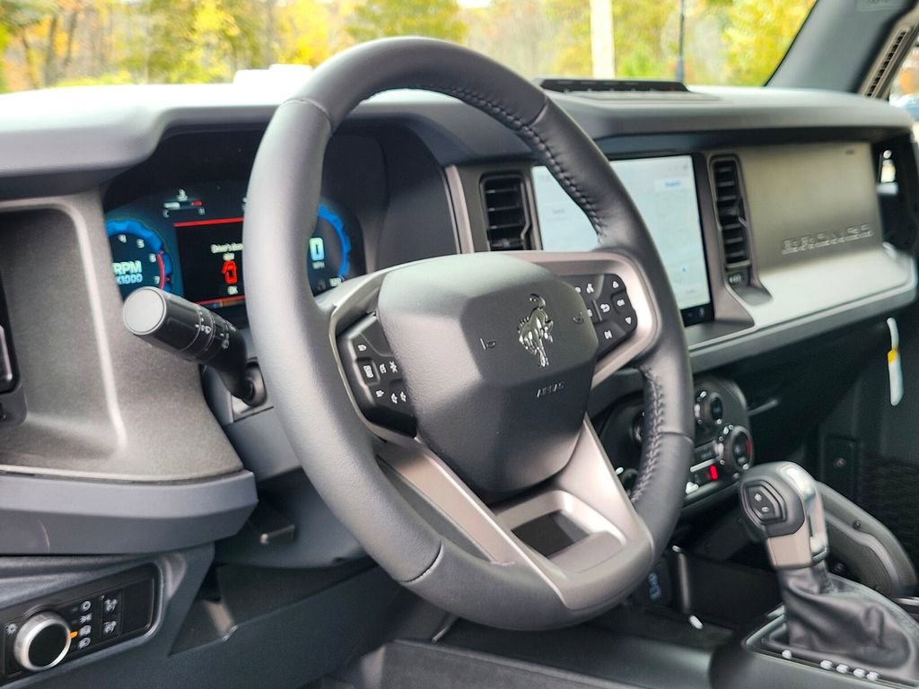 New 2025 Ford Bronco Badlands image 18