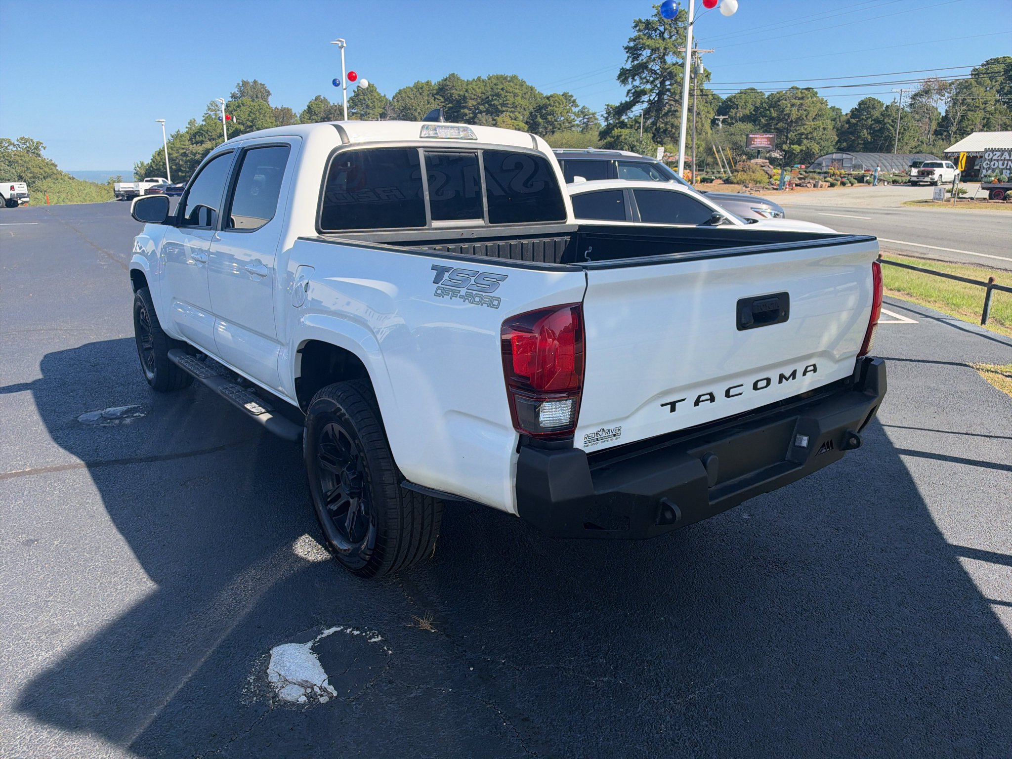 Used 2021 Toyota Tacoma SR w/ SR Convenience Package RWD image 6