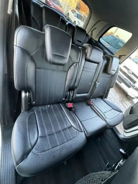 Used 2017 Mercedes-Benz GLS 450 4MATIC image 27