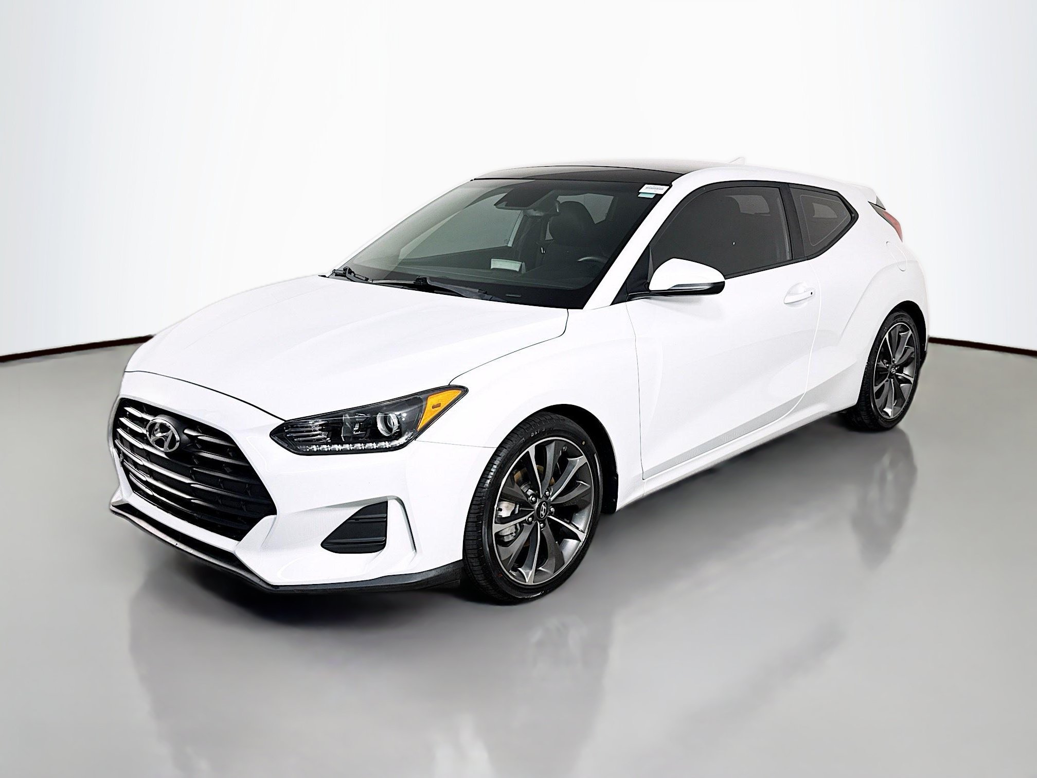 Used 2020 Hyundai Veloster 2.0 Premium FWD image 4