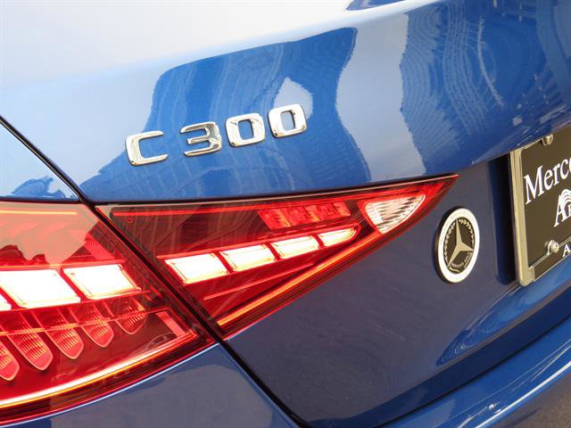 Used 2025 Mercedes-Benz C 300 4MATIC Sedan image 27