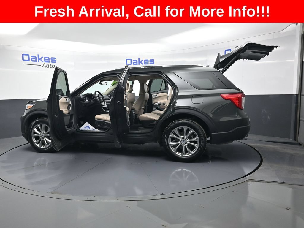 Used 2023 Ford Explorer Limited AWD/4WD image 49