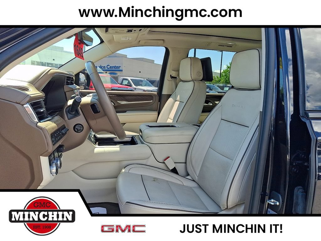Used 2023 GMC Yukon Denali w/ Advanced Technology Package AWD/4WD image 15
