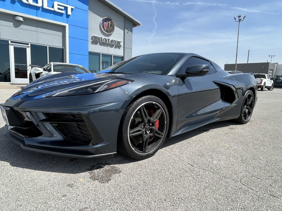 Used 2021 Chevrolet Corvette Stingray Premium Conv w/ Z51 Performance Package image 1