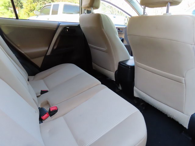 Used 2013 Toyota RAV4 XLE image 41