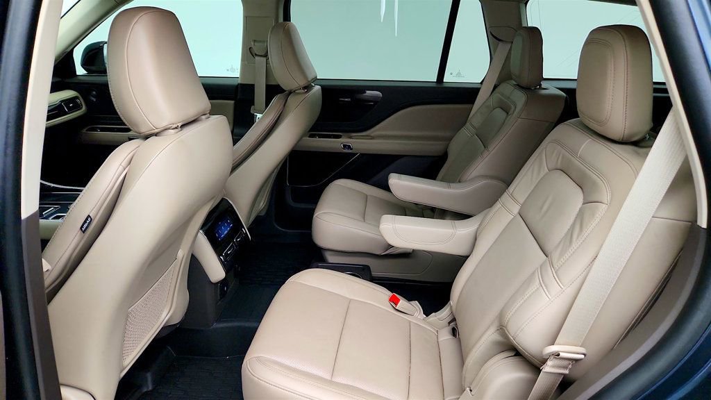 Used 2022 Lincoln Aviator Reserve w/ Equipment Group 201A RWD image 20